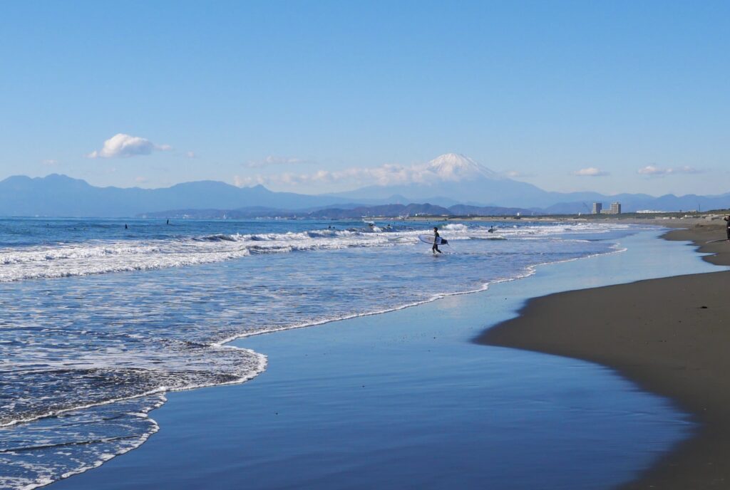 冨山ゆたか撮影：冬の鵠沼海岸