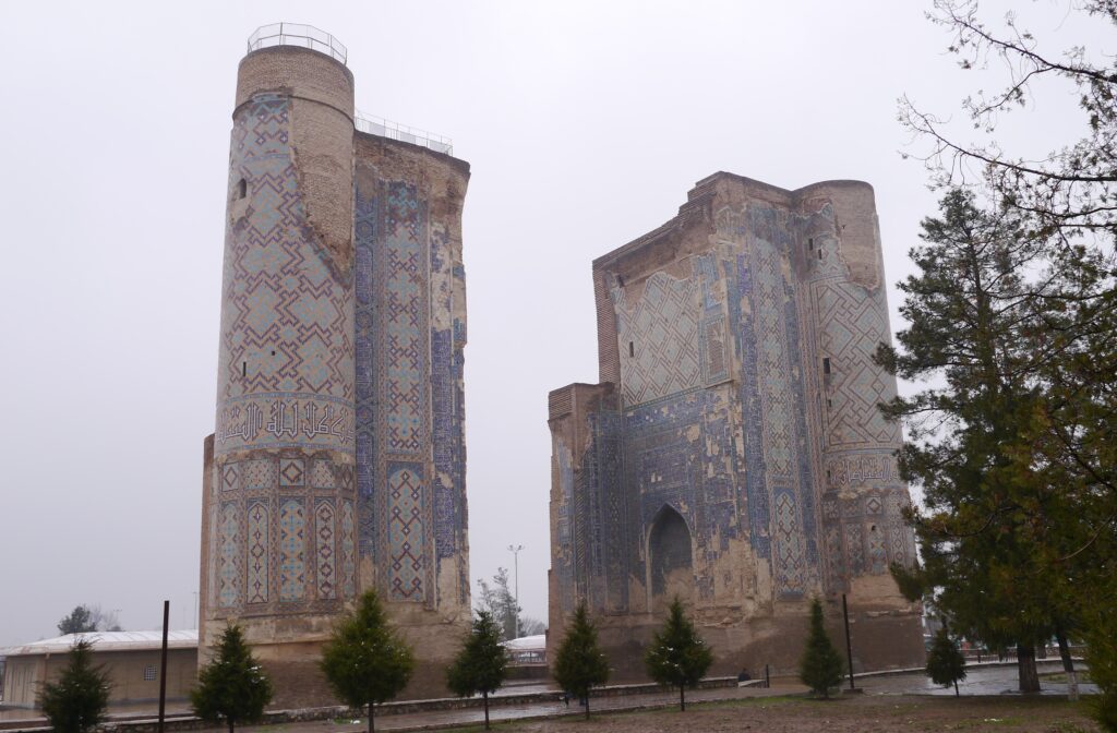霧野萬地郎撮影：チムール宮殿の遺構