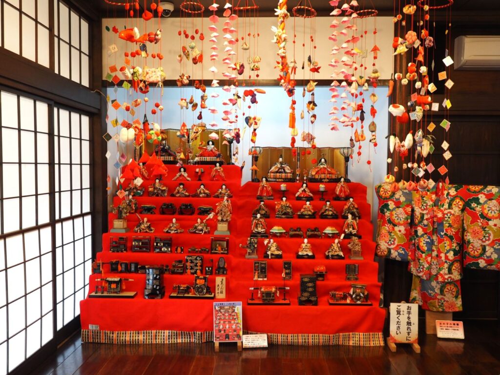 富山ゆたか撮影：雛人形